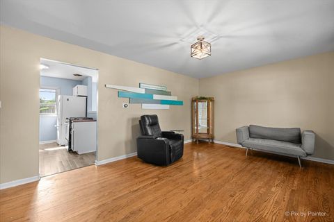 Tiny photo for 860 Darlington Lane, Crystal Lake, IL 60014 (MLS # 12461974)