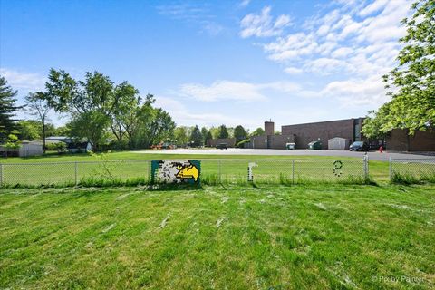Tiny photo for 860 Darlington Lane, Crystal Lake, IL 60014 (MLS # 12461974)