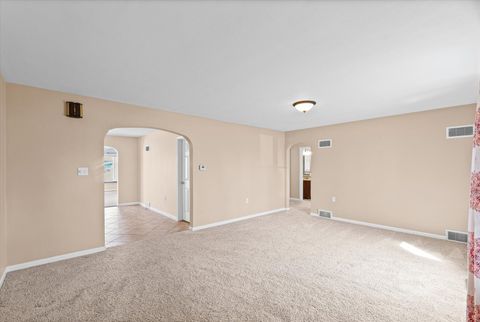 Tiny photo for 1019 N Sangamon Avenue, Gibson City, IL 60936 (MLS # 12591111)