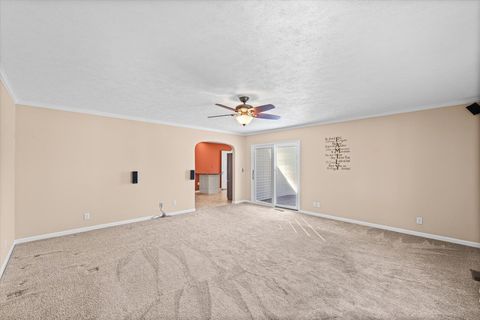 Tiny photo for 1019 N Sangamon Avenue, Gibson City, IL 60936 (MLS # 12591111)