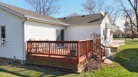 Tiny photo for 1019 N Sangamon Avenue, Gibson City, IL 60936 (MLS # 12591111)