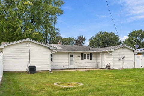 Tiny photo for 1808 20th Avenue, Sterling, IL 61081 (MLS # 12564284)