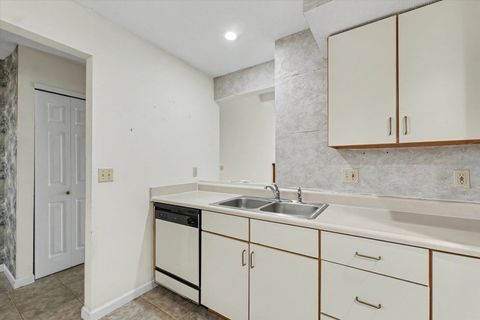 Tiny photo for 1220 QUAIL RUN Rd #1, Savoy, IL 61874 (MLS # 12586392)