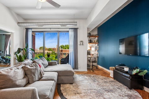 Tiny photo for 3125 W Fullerton Avenue #406, Chicago, IL 60647 (MLS # 12694056)