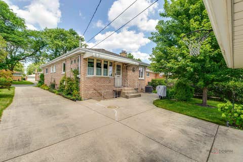 Tiny photo for 7029 W Kedzie Street, Niles, IL 60714 (MLS # 12723663)