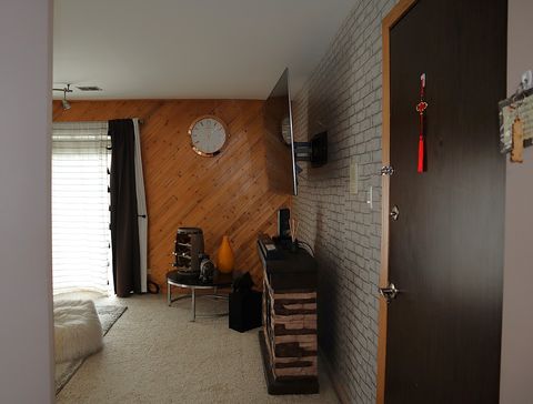 Tiny photo for 4829 W 109th Street #203, Oak Lawn, IL 60453 (MLS # 12510853)