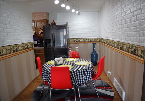 Tiny photo for 4829 W 109th Street #203, Oak Lawn, IL 60453 (MLS # 12510853)