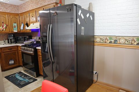 Tiny photo for 4829 W 109th Street #203, Oak Lawn, IL 60453 (MLS # 12510853)