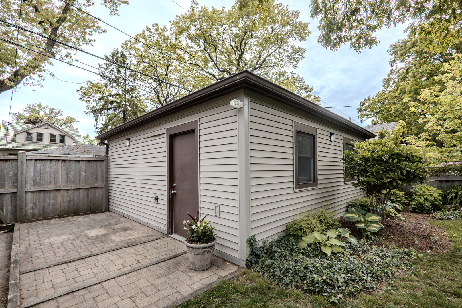 1102 Brummel Street