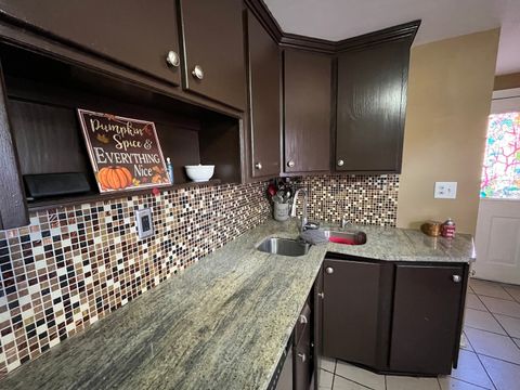 Tiny photo for 510 Tyler Drive, Carpentersville, IL 60110 (MLS # 12531082)