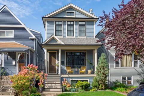 4108 N CLAREMONT Avenue Chicago IL 60618