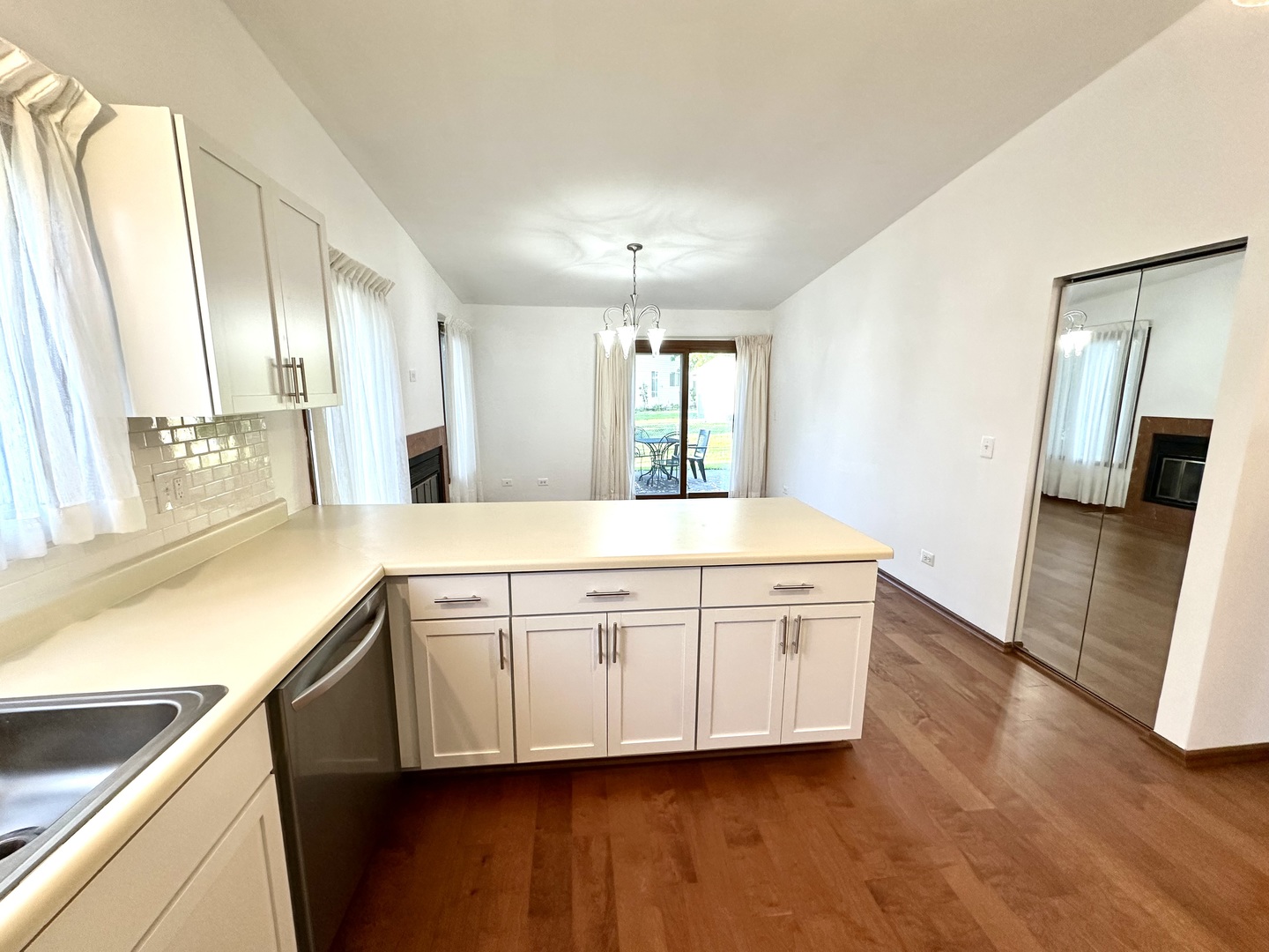 2338 Buckingham Circle