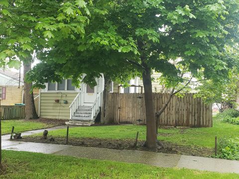 Tiny photo for 2903 Gideon Avenue, Zion, IL 60099 (MLS # 12495260)
