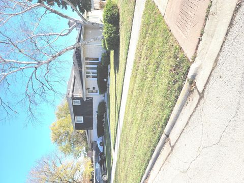 A home in Alsip