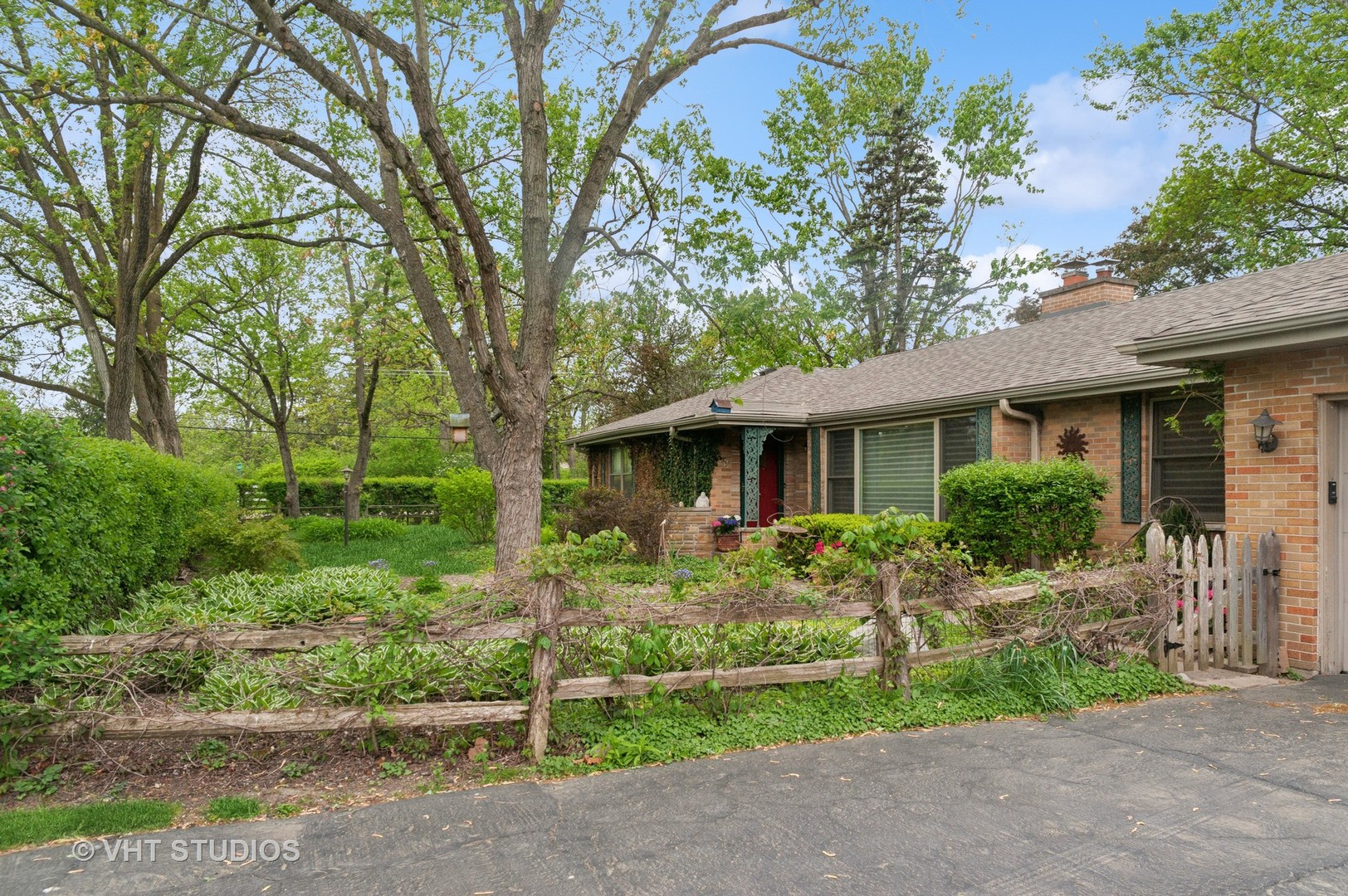One Woodland Lane N