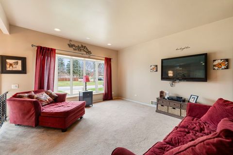 Tiny photo for 5706 N New Hampshire Avenue, Chicago, IL 60631 (MLS # 12451836)