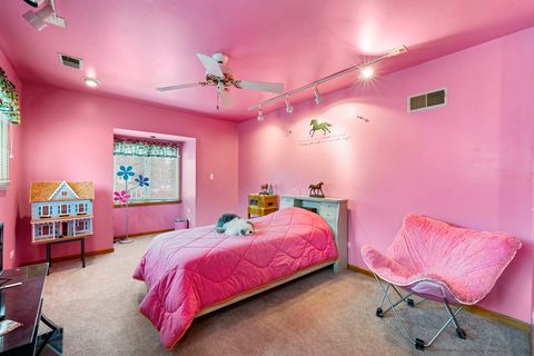 Tiny photo for 5706 N New Hampshire Avenue, Chicago, IL 60631 (MLS # 12451836)