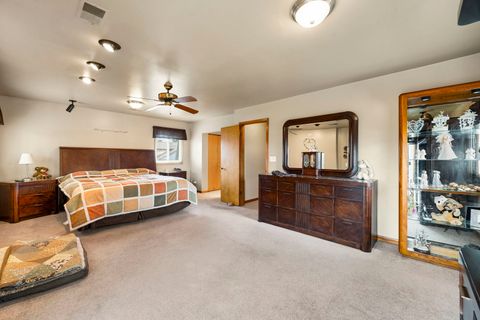 Tiny photo for 5706 N New Hampshire Avenue, Chicago, IL 60631 (MLS # 12451836)