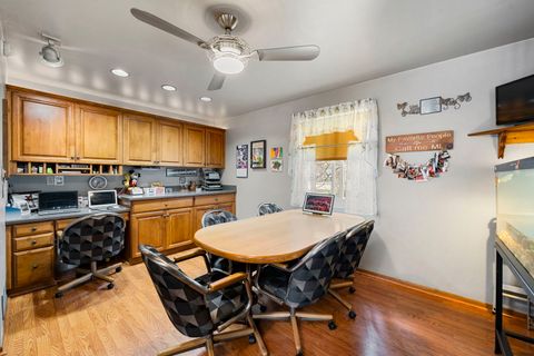 Tiny photo for 5706 N New Hampshire Avenue, Chicago, IL 60631 (MLS # 12451836)