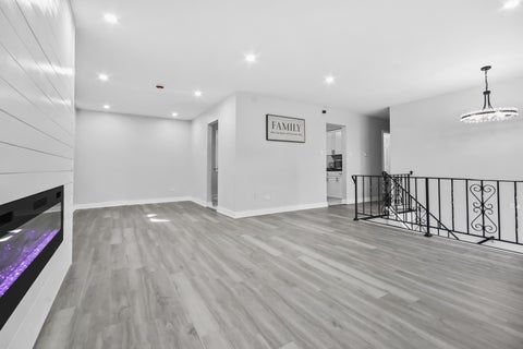 Tiny photo for 17000 Pine Court, Hazel Crest, IL 60429 (MLS # 12779986)