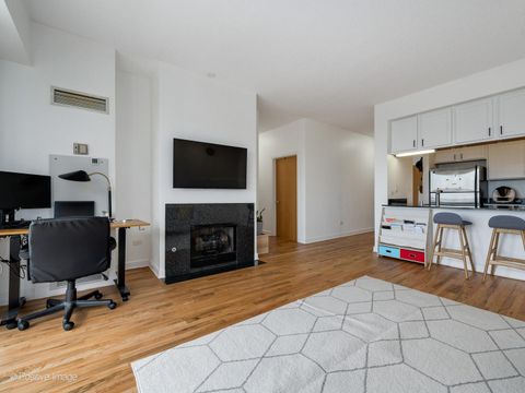 Tiny photo for 41 E 8th Street #2306, Chicago, IL 60605 (MLS # 12566168)