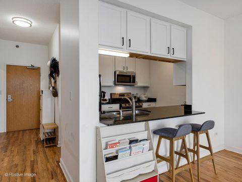 Tiny photo for 41 E 8th Street #2306, Chicago, IL 60605 (MLS # 12566168)
