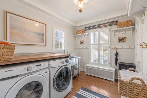 Tiny photo for 965 Castlegate Court, Lake Forest, IL 60045 (MLS # 12598290)