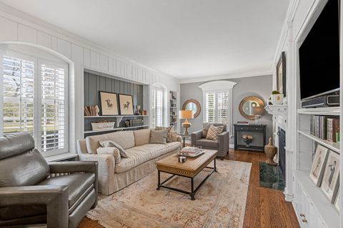 Tiny photo for 965 Castlegate Court, Lake Forest, IL 60045 (MLS # 12598290)