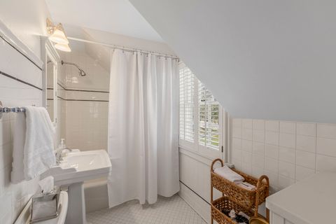 Tiny photo for 965 Castlegate Court, Lake Forest, IL 60045 (MLS # 12598290)