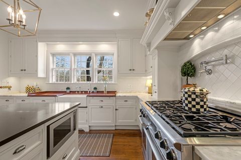 Tiny photo for 965 Castlegate Court, Lake Forest, IL 60045 (MLS # 12598290)