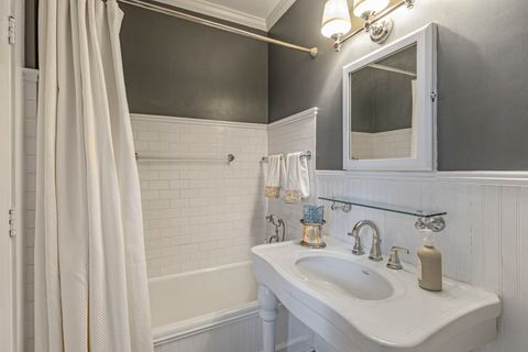 Tiny photo for 965 Castlegate Court, Lake Forest, IL 60045 (MLS # 12598290)