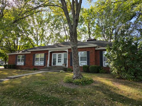 Photo of 205 Briar Lane, Morris, IL 60450 (MLS # 12487773)