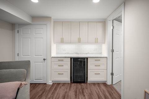 Tiny photo for 10022 S Seeley Avenue, Chicago, IL 60643 (MLS # 12508504)