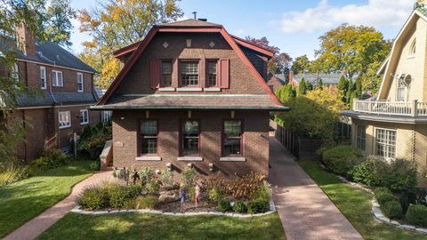 Tiny photo for 10022 S Seeley Avenue, Chicago, IL 60643 (MLS # 12508504)