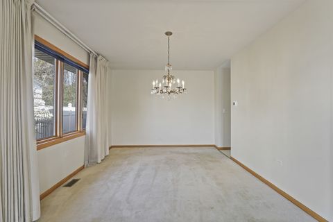 Tiny photo for 11405 Foxwoods Drive, Oak Lawn, IL 60453 (MLS # 12566141)