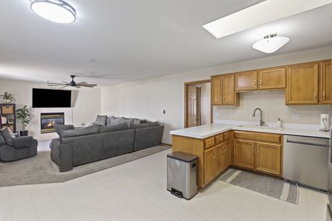 Tiny photo for 11405 Foxwoods Drive, Oak Lawn, IL 60453 (MLS # 12566141)