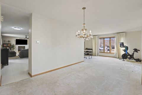 Tiny photo for 11405 Foxwoods Drive, Oak Lawn, IL 60453 (MLS # 12566141)