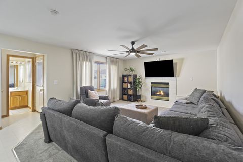 Tiny photo for 11405 Foxwoods Drive, Oak Lawn, IL 60453 (MLS # 12566141)