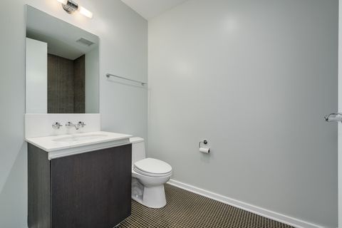 Tiny photo for 600 N Fairbanks Court #2107, Chicago, IL 60611 (MLS # 12620909)