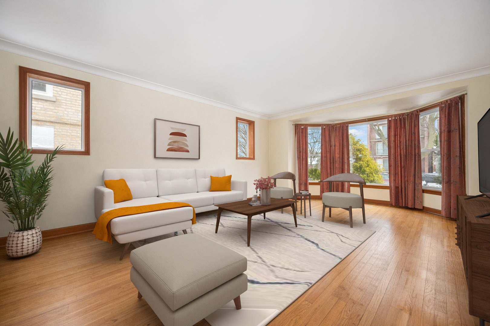 5706 N Mozart Street