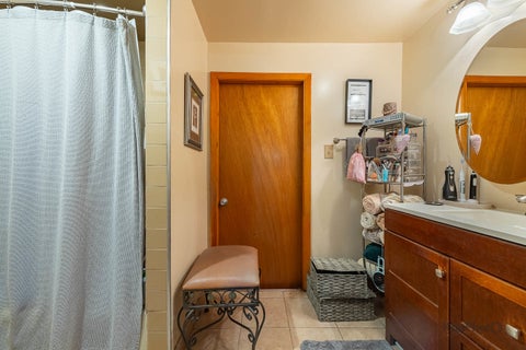 Tiny photo for 2910 S Quinn Street, Chicago, IL 60608 (MLS # 12682225)