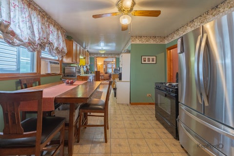 Tiny photo for 2910 S Quinn Street, Chicago, IL 60608 (MLS # 12682225)