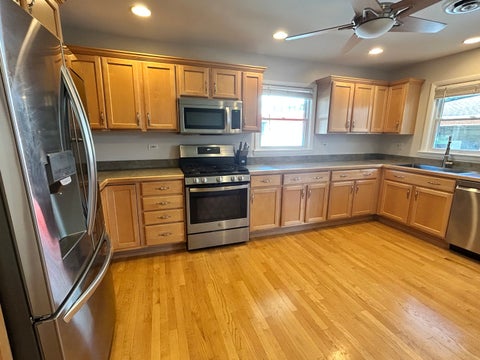Tiny photo for 533 Woodview Avenue, Elk Grove Village, IL 60007 (MLS # 12786504)