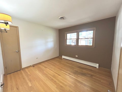 Tiny photo for 533 Woodview Avenue, Elk Grove Village, IL 60007 (MLS # 12786504)