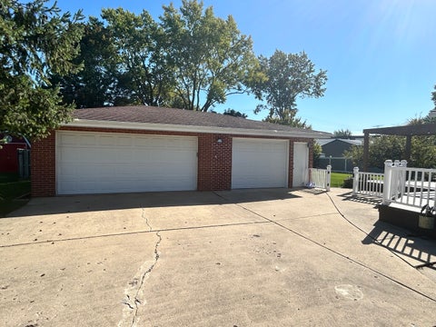 Tiny photo for 533 Woodview Avenue, Elk Grove Village, IL 60007 (MLS # 12786504)