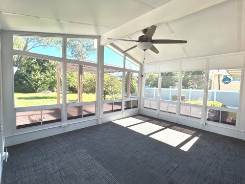 Tiny photo for 533 Woodview Avenue, Elk Grove Village, IL 60007 (MLS # 12786504)