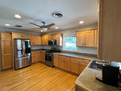 Tiny photo for 533 Woodview Avenue, Elk Grove Village, IL 60007 (MLS # 12786504)