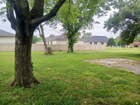 Tiny photo for 204 N 4th Street, Marion, IL 62959 (MLS # 12750577)