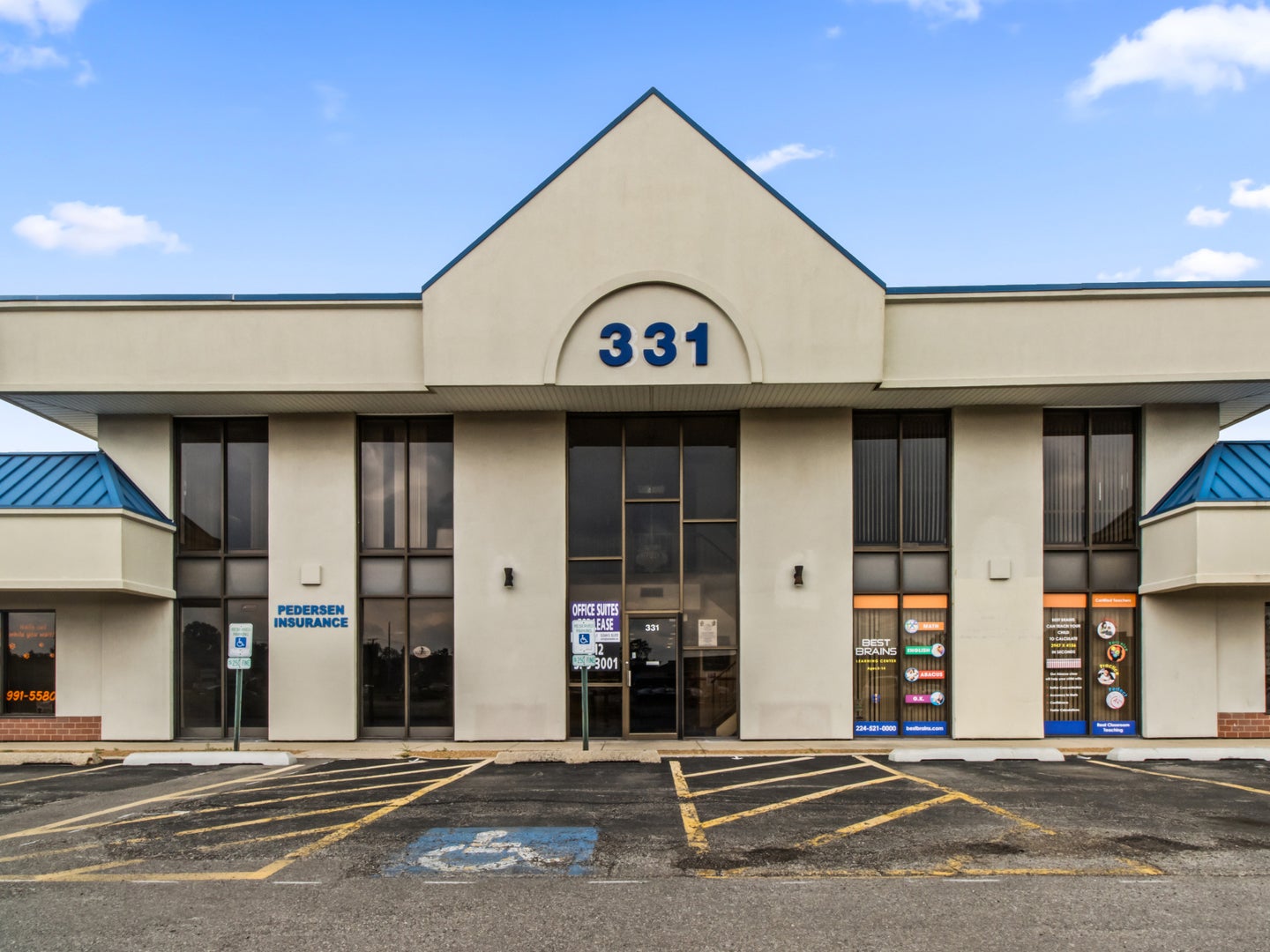 315-345 W Northwest Highway 335