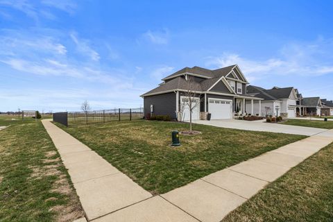 Tiny photo for 4814 Oakdale Drive, Champaign, IL 61822 (MLS # 12590189)